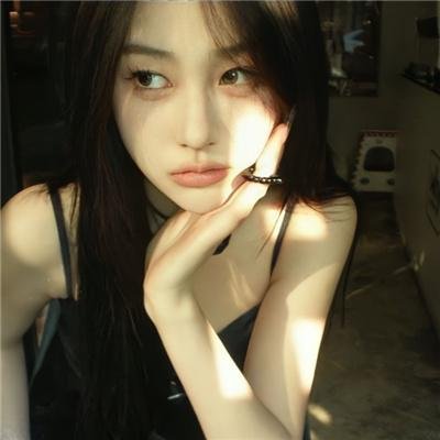 她和她的她